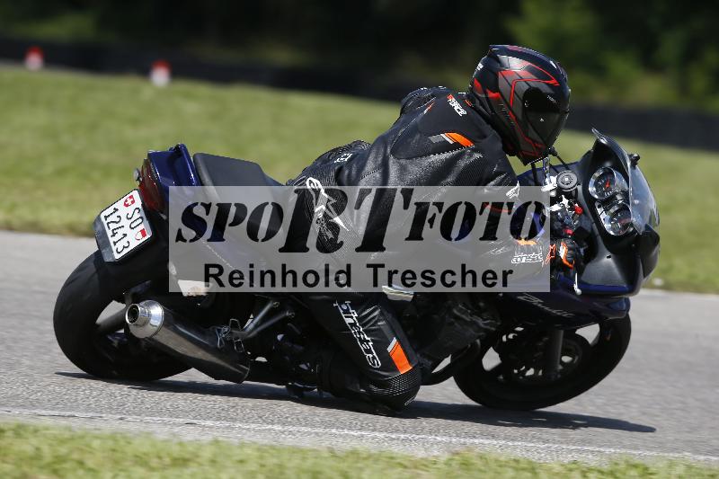 /Archiv-2024/29 12.06.2024 MOTO.CH Track Day ADR/Gruppe blau/55